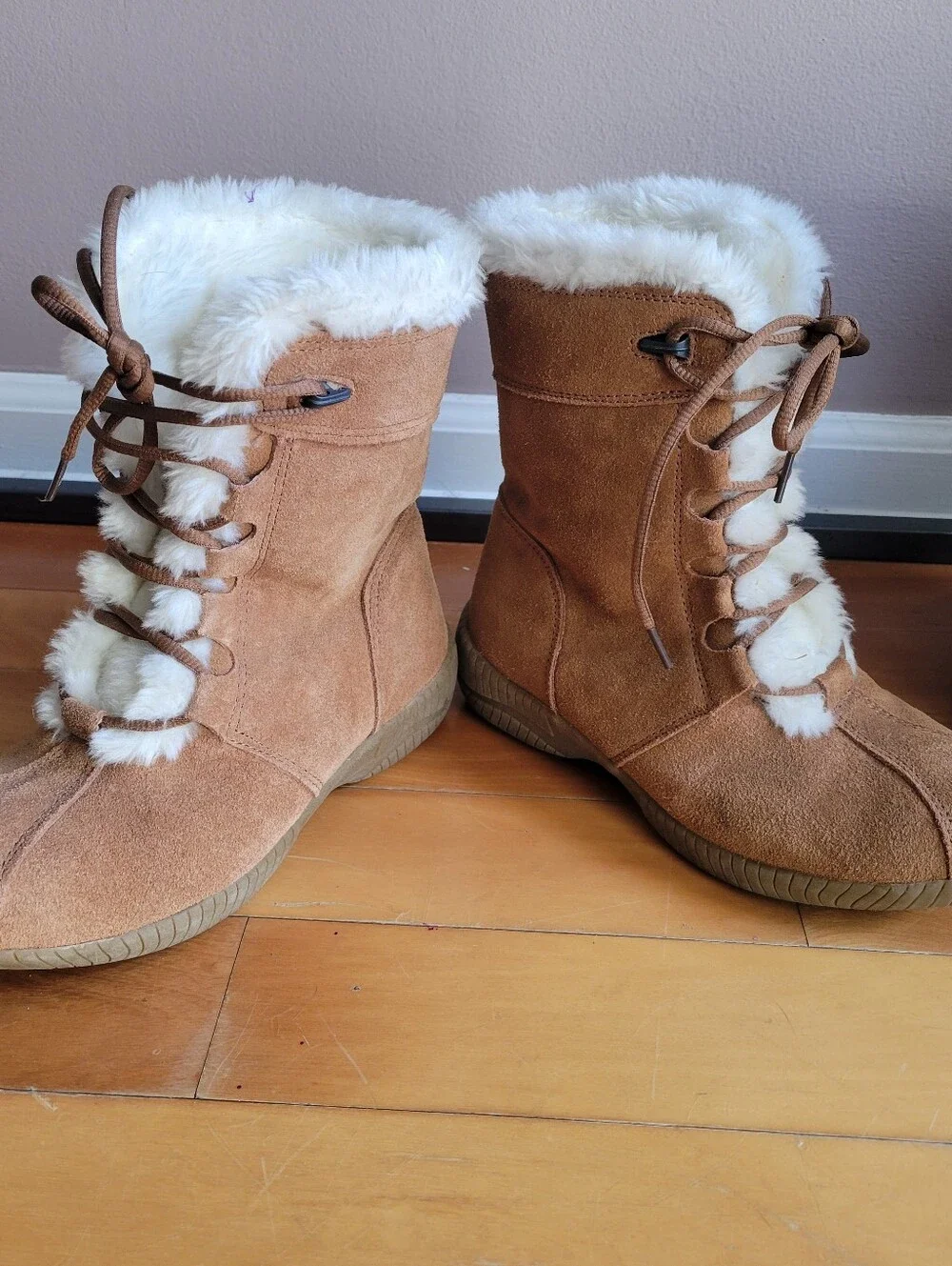 Style & Co. Casual Brown Suede lace-up Winter Boots 7M White Faux-Fur Lace Up